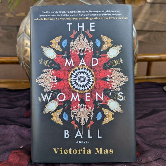 2 Gothic Novels that Blend History and Mystery in the Perfect Combination. - Picture 2 of 6